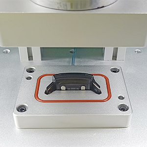 海瑞思科技智能手环气密性检测仪使用培训