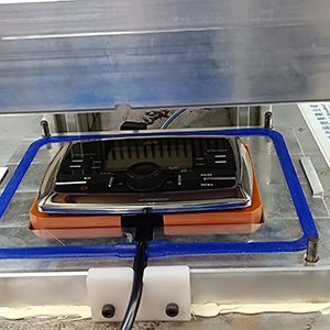 水上摩托艇中控屏密封性测试细节展示