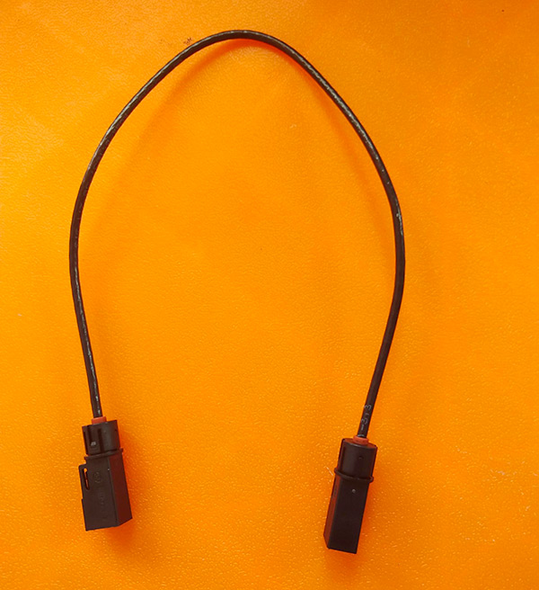 待测产品:汽车控制器的线材 待测产品:汽车控制器的线材