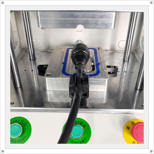 新能源充电线插头